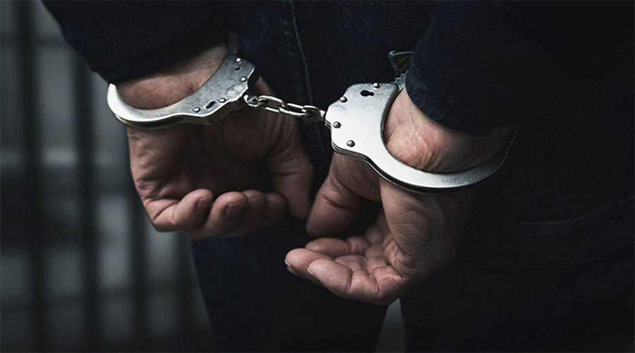 মানববন্ধন কর্মসূচিতে এসে আটক ছাত্রলীগকর্মী