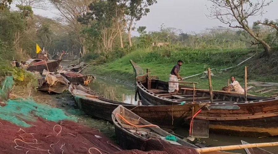 মধ্যরাত থেকে দুই মাস পদ্মা-মেঘনায় মাছ ধরা বন্ধ
