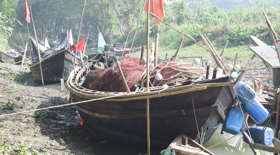 পদ্মা-মেঘনায় মাছ ধরা নিষিদ্ধ