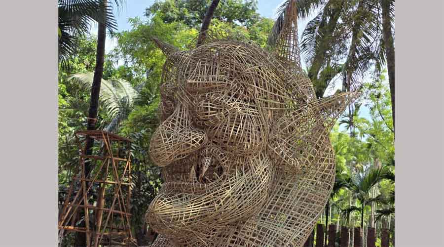 চারুকলায় পুড়ে গেল ফ্যাসিস্টের প্রতিকৃতি