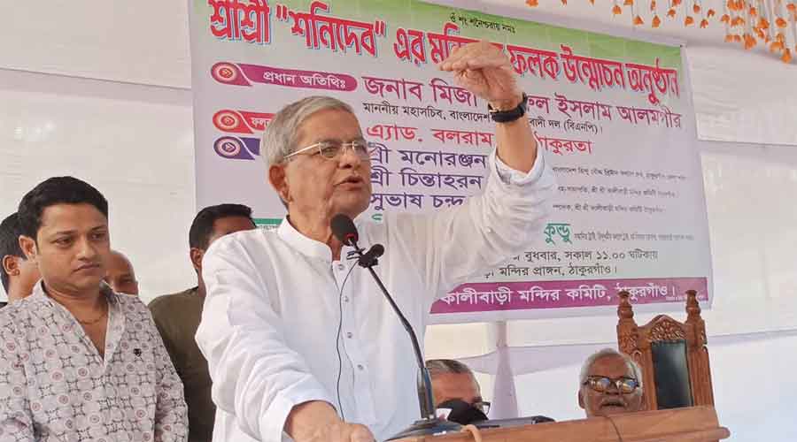 হিন্দু-মুসলিম এক বৃন্তে দুটি ফুল