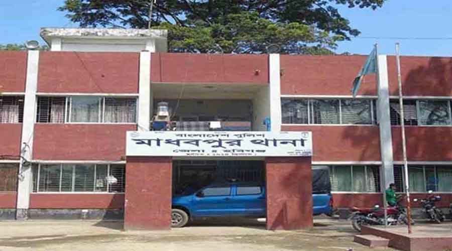 হবিগঞ্জে দু'পক্ষের সংঘর্ষে ওসিসহ আহত ৬০