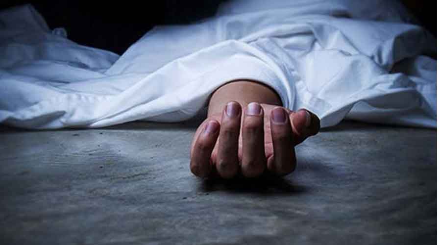 কুমিল্লায় একই পরিবারের ৩ জনের মরদেহ উদ্ধার