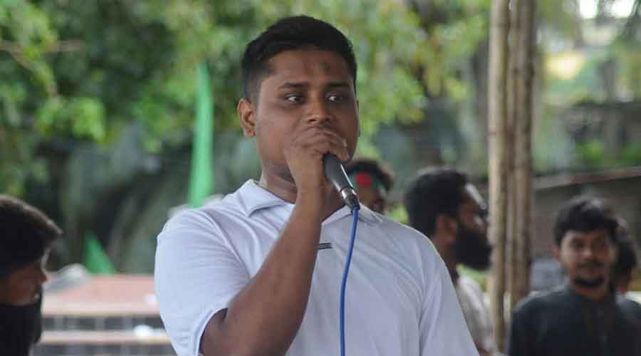 মূল লক্ষ্য নির্বাচন : হাসনাত
