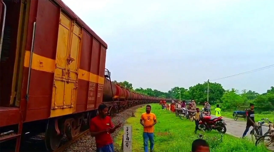 খুলনার সঙ্গে সারা দেশের রেল যোগাযোগ বন্ধ