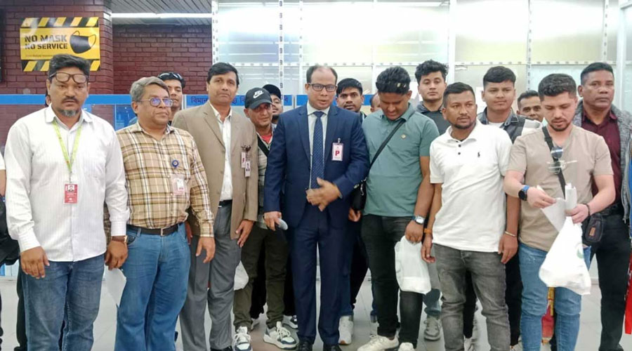 এবার ইরান থেকে দেশে ফিরলেন ৩২ জন
