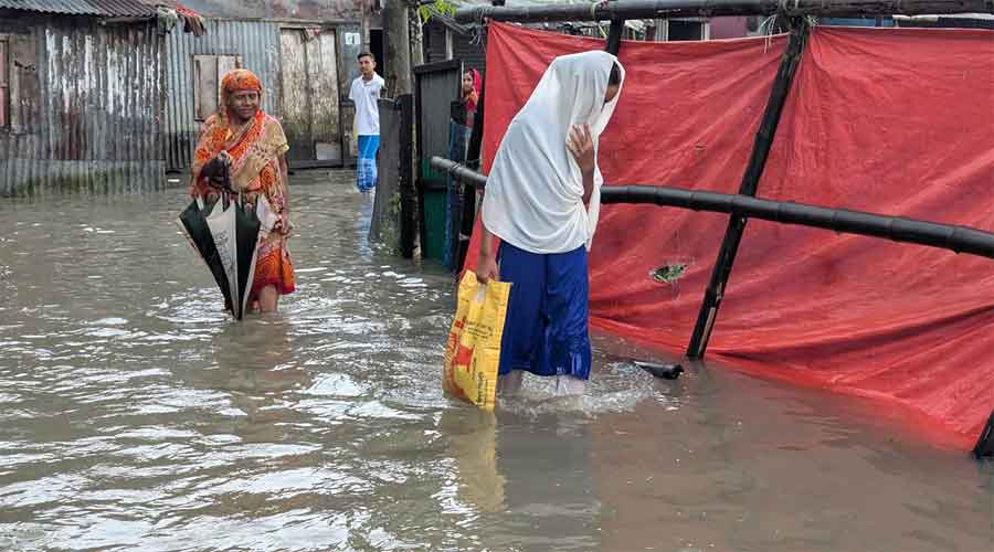 পটুয়াখালীতে ২১৫ মিলিমিটার বৃষ্টিপাত