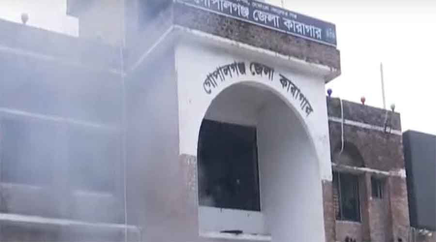 গোপালগঞ্জ জেলা কারাগারে হামলা ও ভাঙচুর