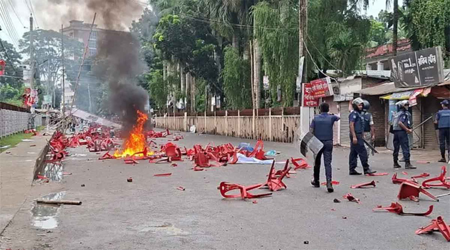 গোপালগঞ্জে কারফিউ জারি