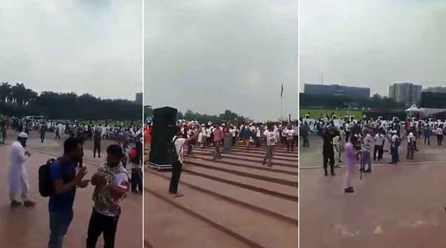 বেষ্টনী ভেঙে সংসদ ভবনে ‘জুলাই যোদ্ধারা’