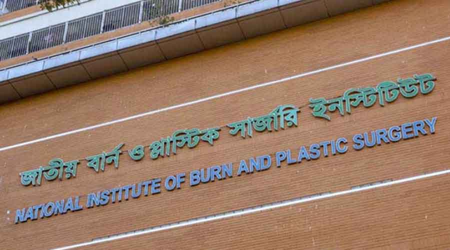 ব্রাহ্মণবাড়িয়ায় ট্রান্সফর্মার বিস্ফোরণে ৮ শিক্ষার্থী দগ্ধ