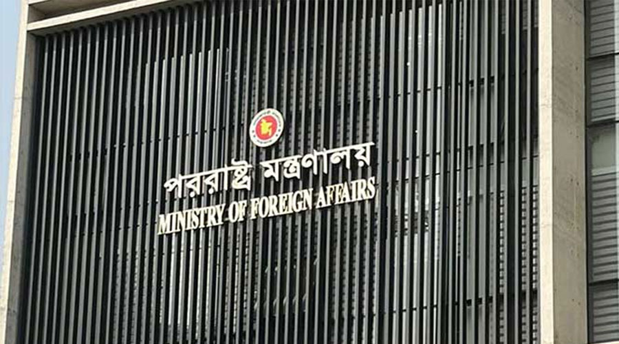 গণমাধ্যমে শেখ হাসিনার সাক্ষাৎকার, ভারতের দূতকে তলব