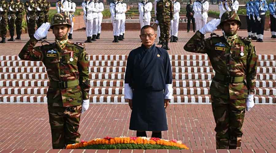 জাতীয় স্মৃতিসৌধে ভুটানের প্রধানমন্ত্রীর শ্রদ্ধা 