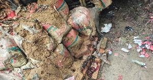 বরিশালে বোমা সদৃশ বস্তুর বিস্ফোরণে একই পরিবারে দগ্ধ ৩