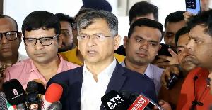 বেনজীরের অন্য দেশের পাসপোর্ট থাকতে পারে, সন্দেহ স্বরাষ্ট্রমন্ত্রীর