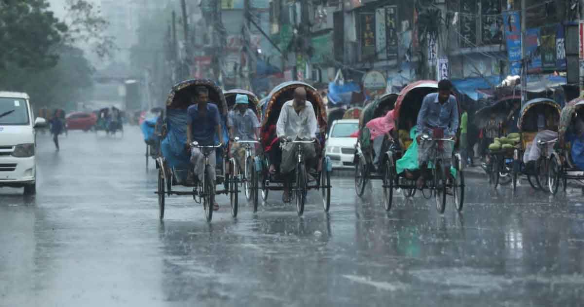 ভ্যাপসা গরমের পর ঢাকায় বৃষ্টি