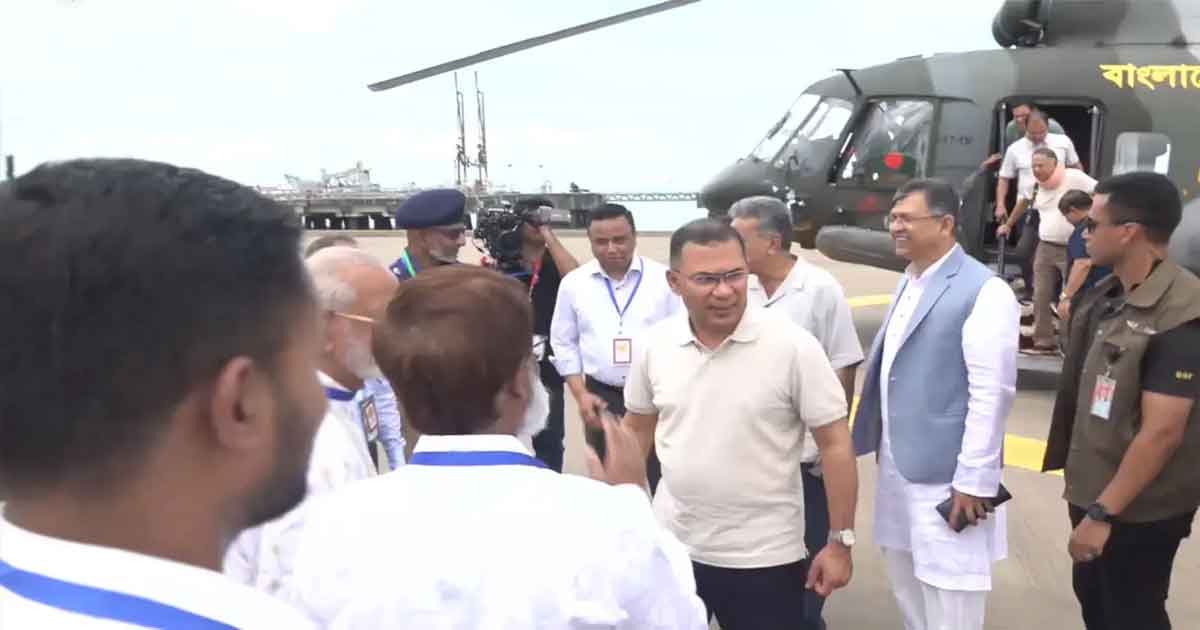 মহেশখালীর মাতারবাড়িতে পৌঁছেছেন প্রধানমন্ত্রী
