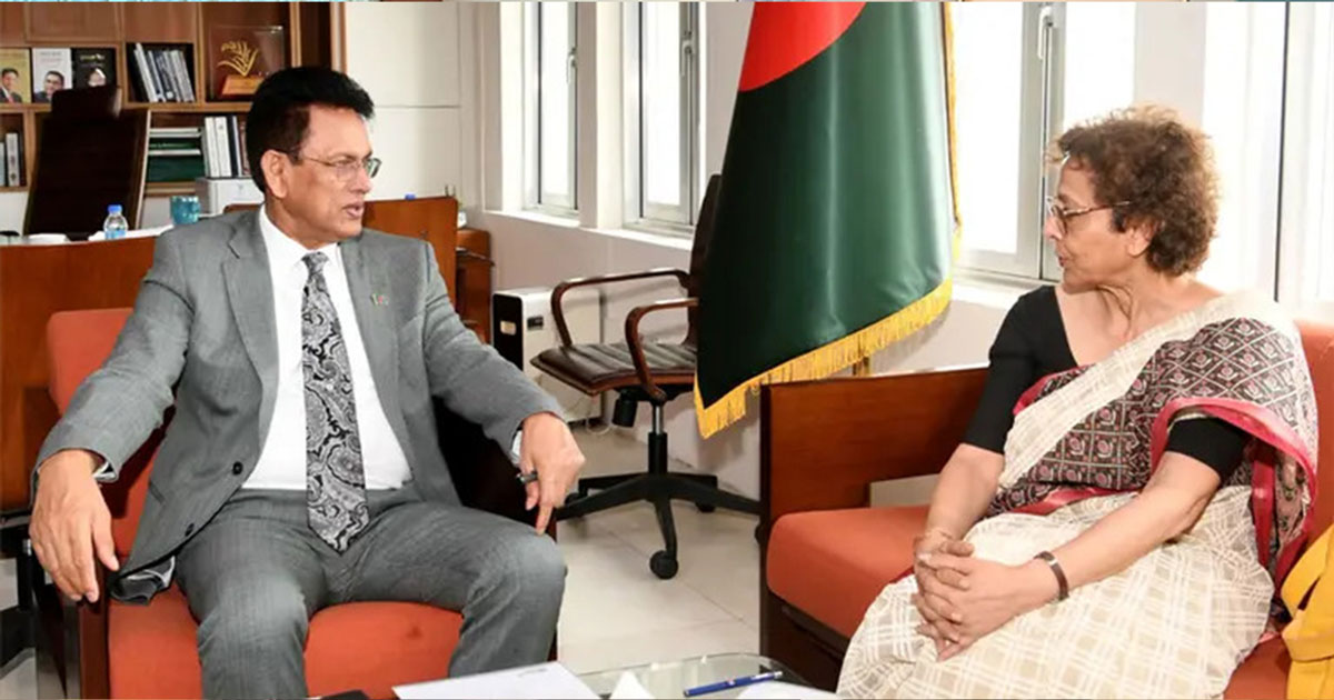 শিক্ষামন্ত্রী ড. আ ন ম এহছানুল হক মিলন ও রাষ্ট্রদূত আইরিন খান