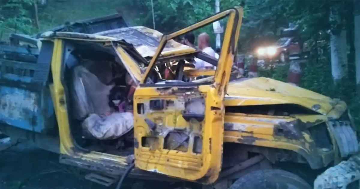 রাঙামাটিতে যাত্রীবাহী পিকআপ উল্টে নিহত ৪ 