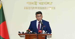 প্রধানমন্ত্রীর ভারত সফরের আগে অনুকূল পরিবেশ চায় ঢাকা