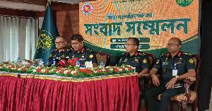 ৬৯০ বন্দি এখনো পলাতক বলে জানিয়েছেন কারা মহাপরিদর্শক