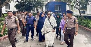স্বামীর মৃত্যুতে প্যারোলে মুক্তি পাচ্ছেন দীপু মনি