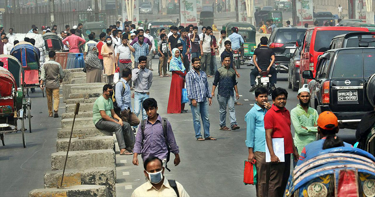 পথচারী, ছবি: সংগৃহীত