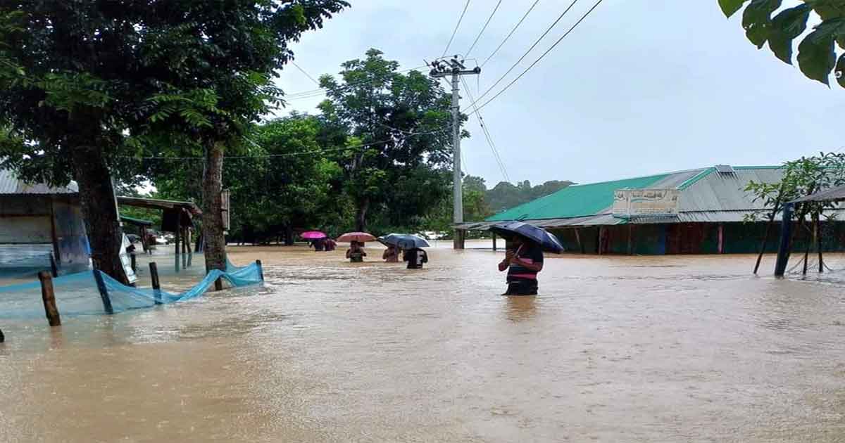 মাস পেরোতেই খাগড়াছড়িতে ফের আকস্মিক বন্যা