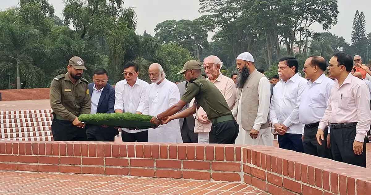 জাতীয় স্মৃতিসৌধে শ্রদ্ধা জানালেন নতুন মন্ত্রী ও প্রতিমন্ত্রী