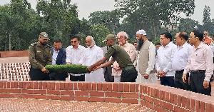 জাতীয় স্মৃতিসৌধে শ্রদ্ধা জানালেন নতুন মন্ত্রী ও প্রতিমন্ত্রী