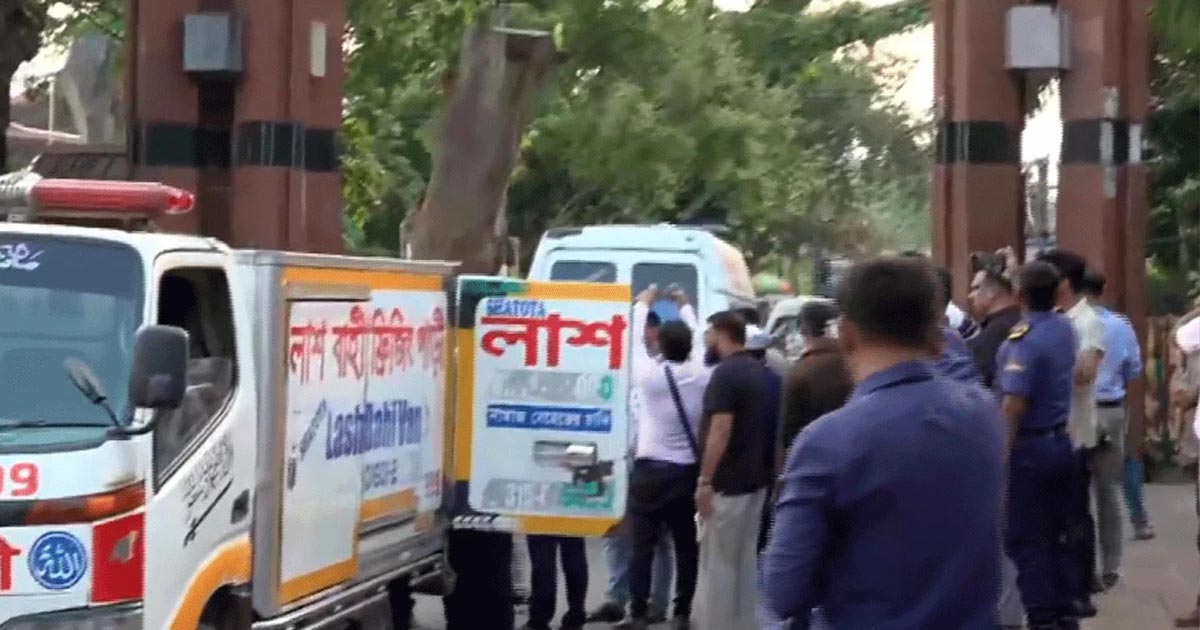 কলকাতায় অগ্নিকাণ্ড: একসঙ্গে দেশে ফিরল ৫ বাংলাদেশির মরদেহ