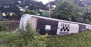 মেডিকেল শিক্ষার্থীদের নিয়ে খাদে পড়ে গেল বাস, আহত ২০
