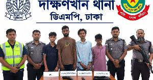 রাজধানীতে বিদেশি পিস্তল ও গুলিসহ গ্রেপ্তার ৪