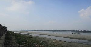 গঙ্গা-গড়াই নদীর পানি সতর্কসীমায়, নিম্নাঞ্চলে প্লাবনের শঙ্কা