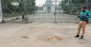 সুপ্রিম কোর্টের প্রধান গেটের সামনে ককটেল বিস্ফোরণ