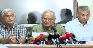 অন্য দেশের তুলনায় বাংলাদেশে তেলের দাম অনেক কম: রিজভী