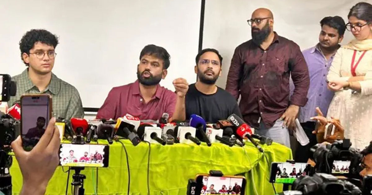 ভারতের প্রধান নির্বাচন কমিশনারকে পদত্যাগ করতে ৪৮ ঘণ্টা সময় দিল ‘ককরোচ’