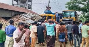 লালমনিরহাটে অটোরিকশাকে চাপা দিল ট্রাক, নিহত ৩