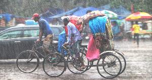 পাঁচ জেলায় ভারী বৃষ্টি ও ভূমিধসের শঙ্কা