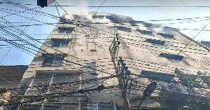 ৩৭ ঘণ্টা পর পুরোপুরি নিভল চকবাজারের আগুন