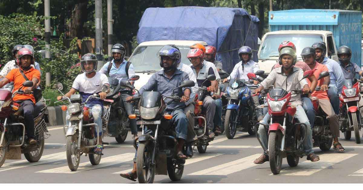 মোটরসাইকেলের সামনে নম্বরপ্লেট লাগানোর নির্দেশ