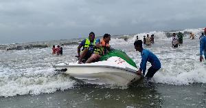 কক্সবাজারে সমুদ্রে নেমে তিন পর্যটকের মৃত্যু, নিখোঁজ দুজন