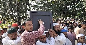 সৌদিতে ক্ষেপণাস্ত্র হামলায় প্রাণ হারানো প্রবাসীর মরদেহ পৌঁছালো নিজের গ্রামে