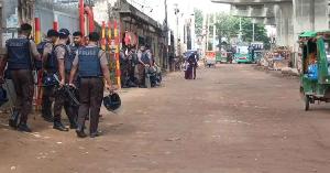 আশুলিয়ায় ১১ কারখানায় ছুটি ঘোষণা