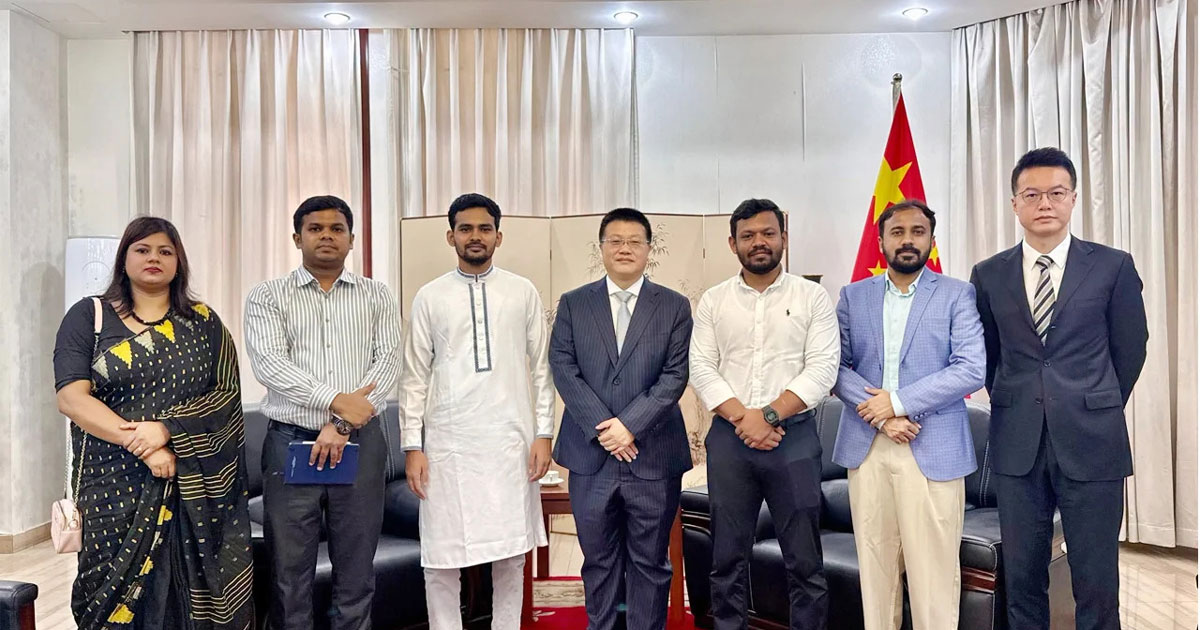 চীনের রাষ্ট্রদূত ইয়াও ওয়েন বৈঠক করেছে এনসিপি, ছবি: সংগৃহীত