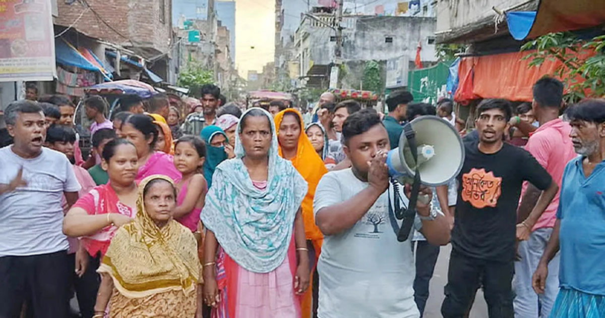 ঢাকার পল্লবী বিহারি ক্যাম্পে দুই পক্ষের মধ্যে ধাওয়া-পাল্টা ধাওয়া ও সংঘর্ষ, ছবি: সংগৃহীত